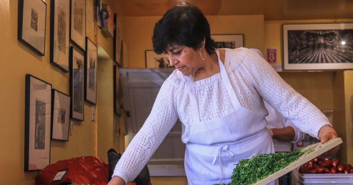 How South Philly Barbacoa Gets Ready to Sell Thousands of Tacos in One Day